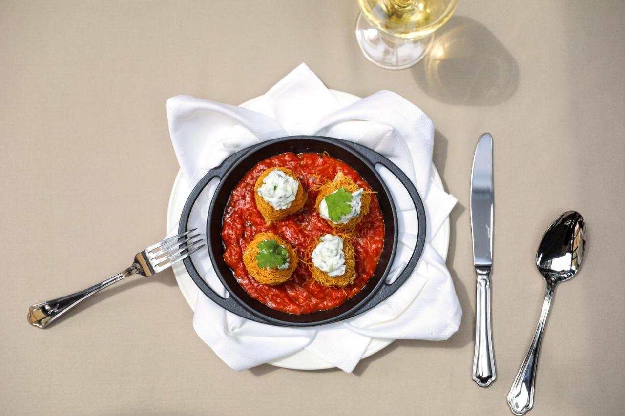Wish More Hotel Sisli Provincia di Provincia di Istanbul Esterno foto A pan of arancini